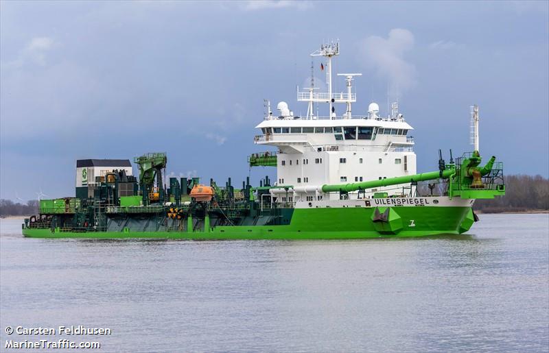 uilenspiegel (Hopper Dredger) - IMO 9247467, MMSI 205146000, Call Sign ORMZ under the flag of Belgium