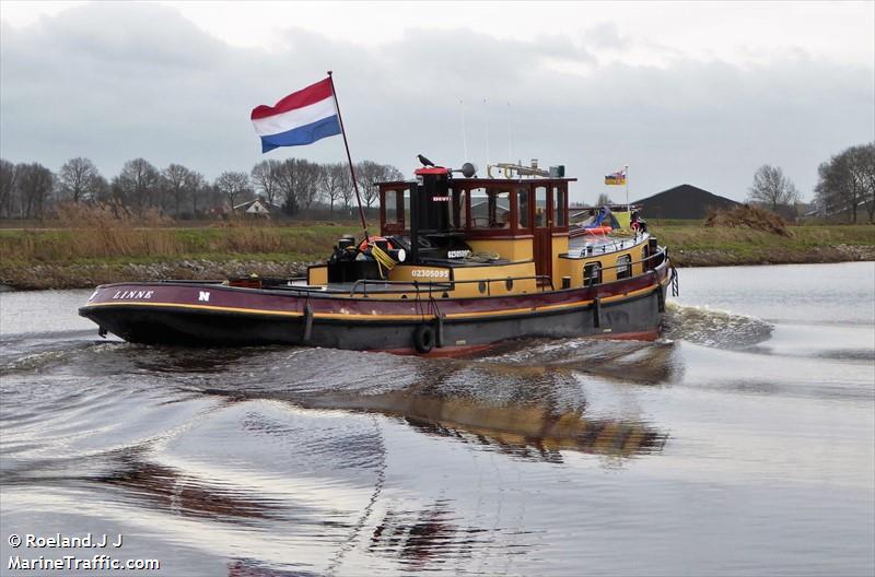dilles (Tug) - IMO , MMSI 244020597, Call Sign PE5791 under the flag of Netherlands