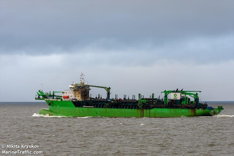 congo river (Hopper Dredger) - IMO 9574523, MMSI 253688000, Call Sign LXEP under the flag of Luxembourg
