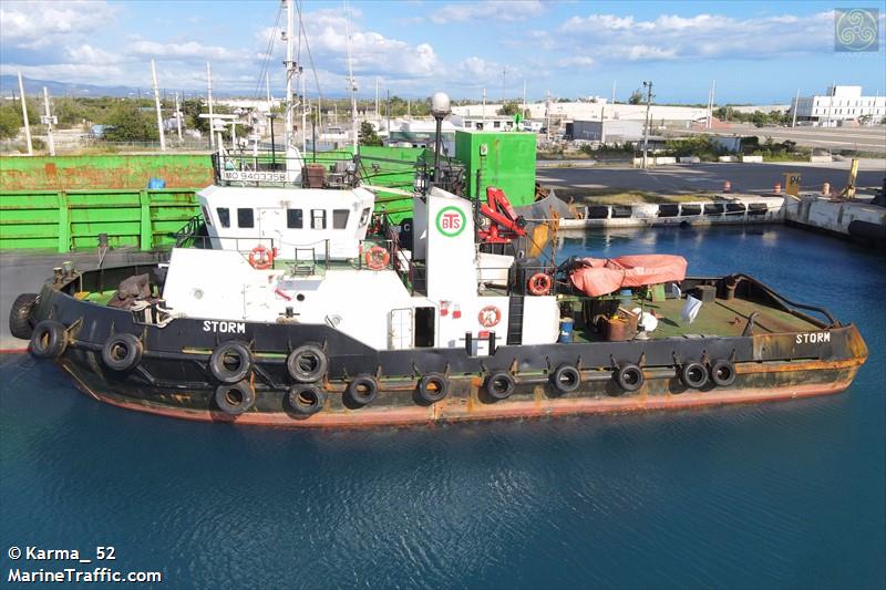 storm (Tug) - IMO 9403358, MMSI 376736000, Call Sign J8B3609 under the flag of St Vincent & Grenadines