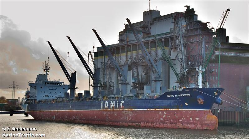 ionic huntress (Bulk Carrier) - IMO 9595371, MMSI 538004541, Call Sign V7XQ2 under the flag of Marshall Islands
