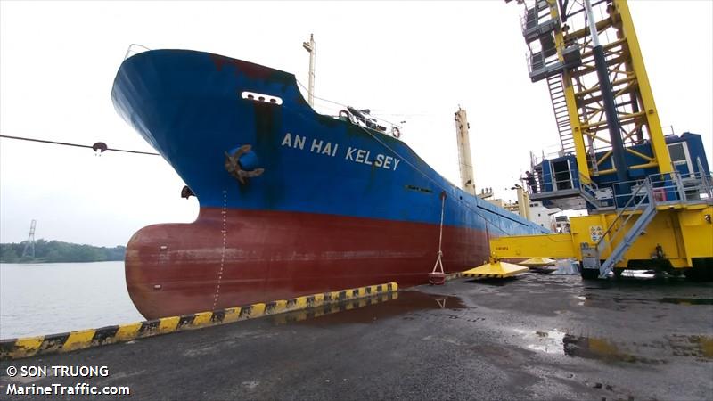 viet thang 136 (Other type) - IMO 9561693, MMSI 574002140, Call Sign 3WJL9 under the flag of Vietnam