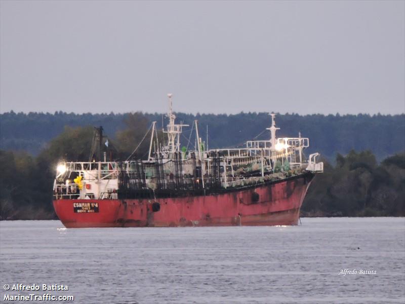 esamar 4 (Fishing Vessel) - IMO 7114226, MMSI 701000768, Call Sign LW9404 under the flag of Argentina