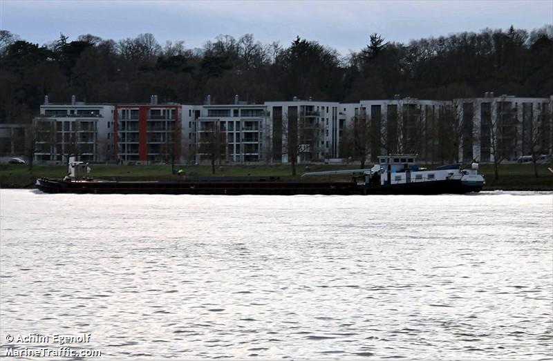 zweistein2 barge (Cargo ship) - IMO , MMSI 211746100, Call Sign DH5799 under the flag of Germany