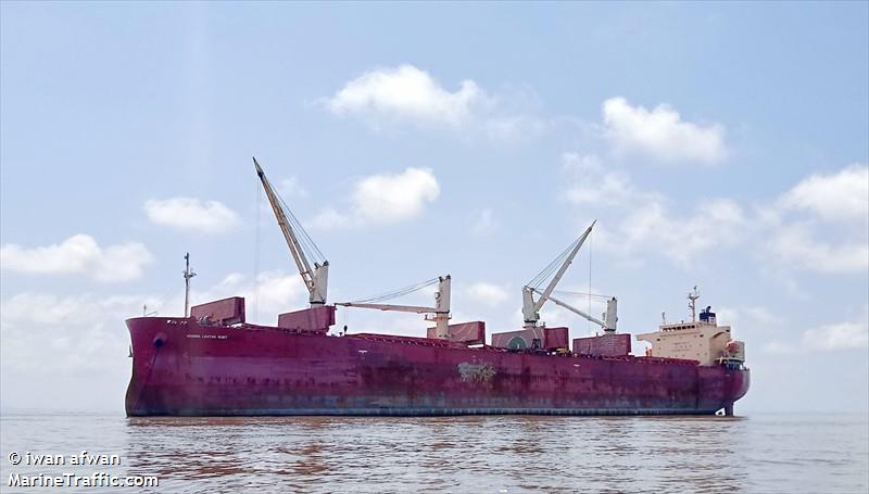 dharma lautan ruby (Bulk Carrier) - IMO 9304095, MMSI 525103003, Call Sign YCTL2 under the flag of Indonesia