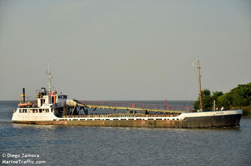 el uno (Cargo ship) - IMO , MMSI 701006243, Call Sign LW3407 under the flag of Argentina