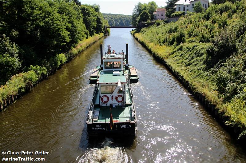 wels (Dredging or UW ops) - IMO , MMSI 211626220, Call Sign DA4490 under the flag of Germany