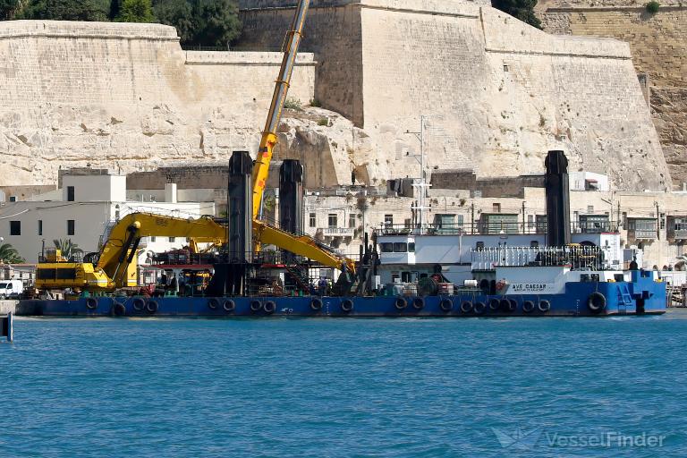 ave caesar (Dredging or UW ops) - IMO , MMSI 215351000 under the flag of Malta