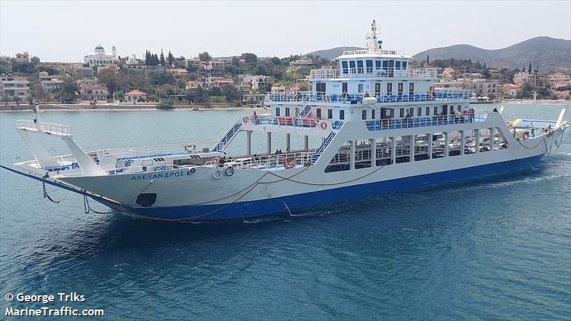 alexandros m (Passenger/Ro-Ro Cargo Ship) - IMO 8989252, MMSI 237365500, Call Sign SX8622 under the flag of Greece