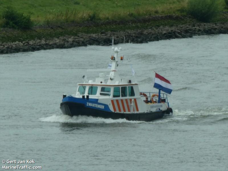 zwartemeer (Dredging or UW ops) - IMO , MMSI 244127909, Call Sign PI8825 under the flag of Netherlands