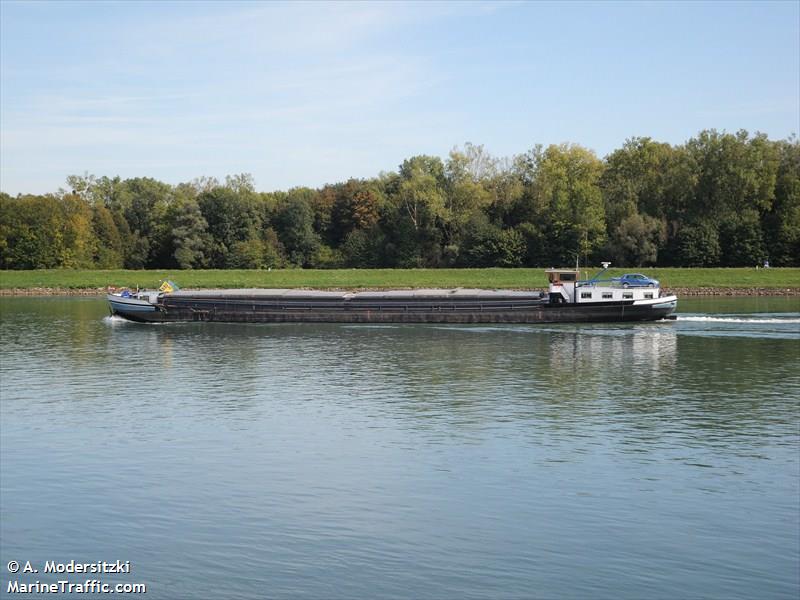 leli (Cargo ship) - IMO , MMSI 244730498, Call Sign PG9705 under the flag of Netherlands