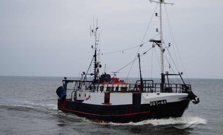 ust-44 (Fishing Vessel) - IMO 2876300, MMSI 261002850, Call Sign SPK2023 under the flag of Poland