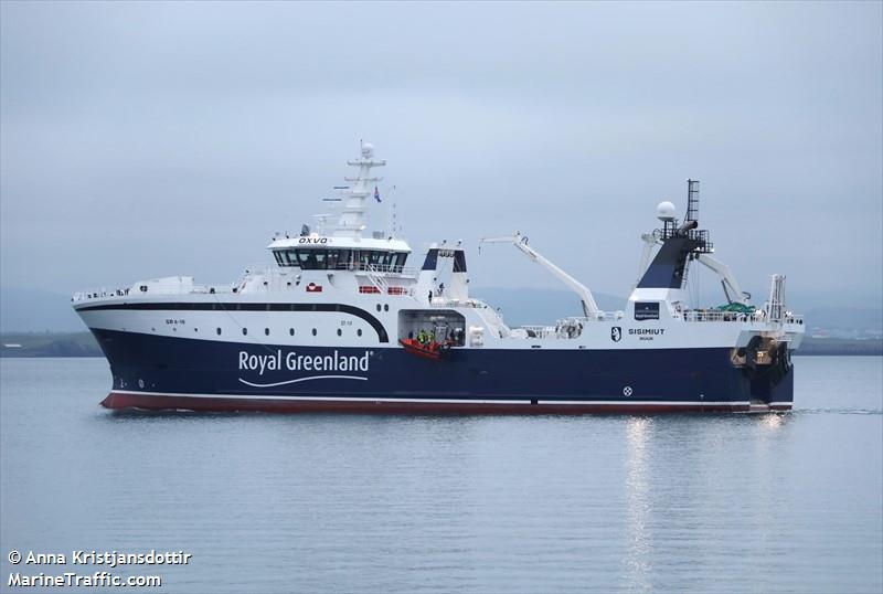 sisimiut (Fish Factory Ship) - IMO 9829693, MMSI 331777000, Call Sign OXVQ under the flag of Greenland