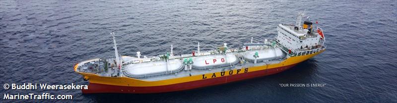 gas challenger (LPG Tanker) - IMO 9116228, MMSI 417222395, Call Sign 4RDL under the flag of Sri Lanka