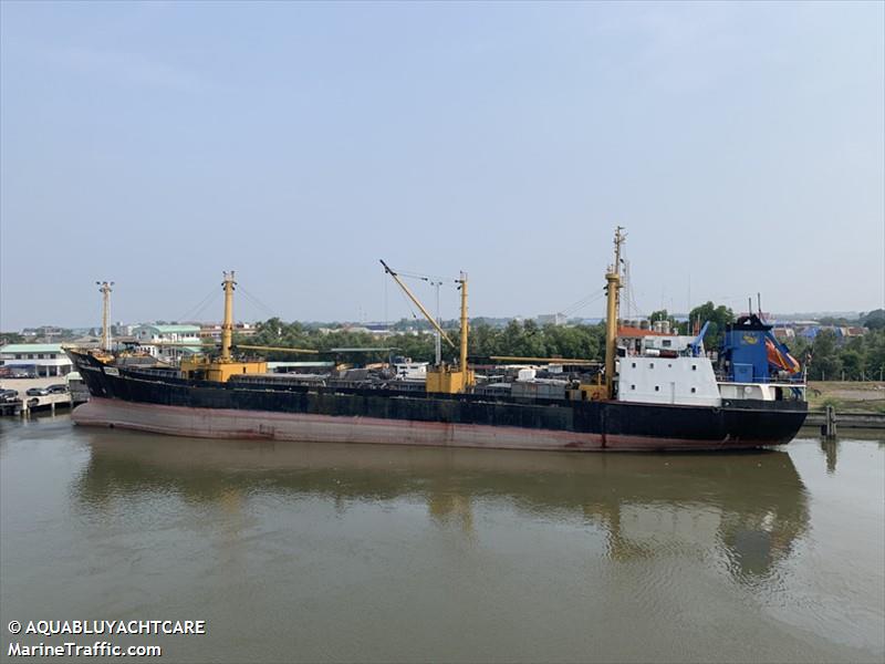 sleelawadee (Refrigerated Cargo Ship) - IMO 7637539, MMSI 567255000, Call Sign HSB3070 under the flag of Thailand