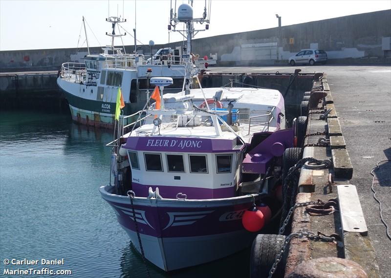 fv fleur d ajonc (Fishing vessel) - IMO , MMSI 228287000, Call Sign FHZT under the flag of France