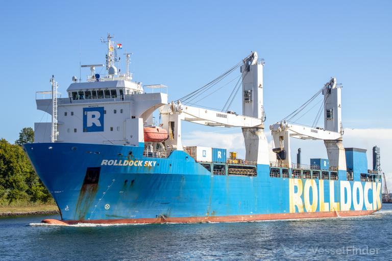 rolldock sky (Heavy Load Carrier) - IMO 9404716, MMSI 244620571, Call Sign PBOB under the flag of Netherlands