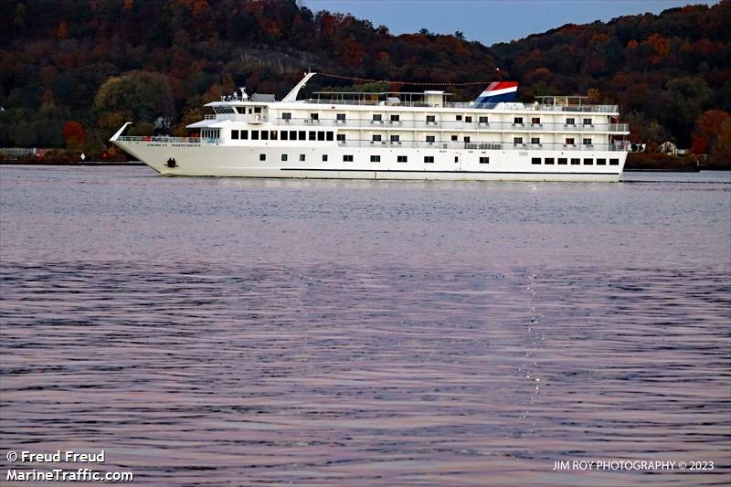 independence (Passenger ship) - IMO , MMSI 367438210, Call Sign WDF3297 under the flag of United States (USA)