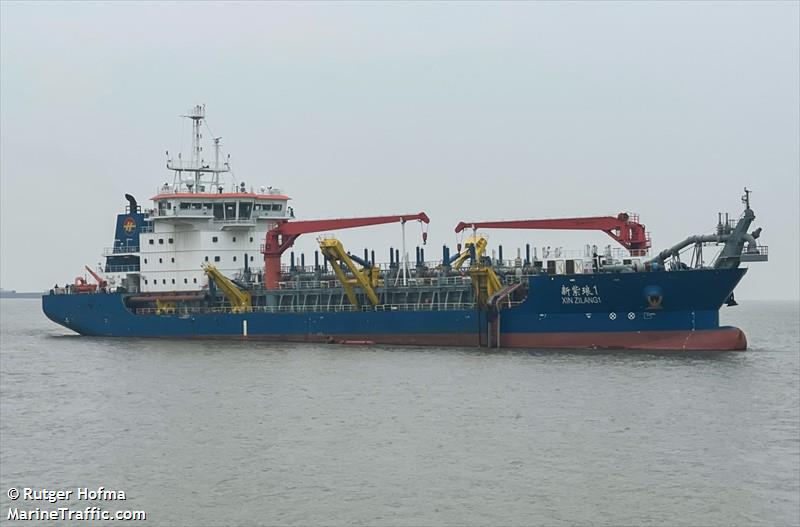 xin zi lang 1 (Hopper Dredger) - IMO 9858498, MMSI 414352290, Call Sign BTHB3 under the flag of China