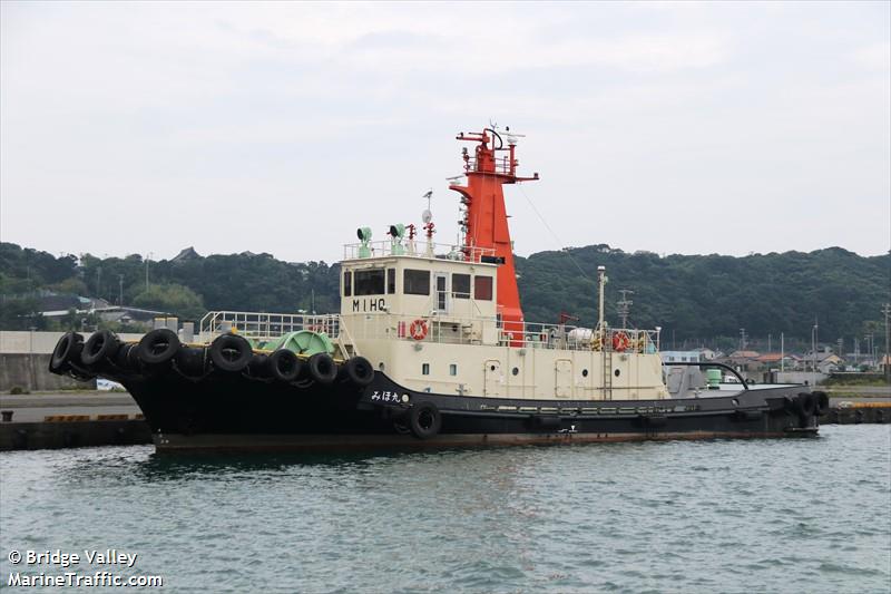 miho maru (Tug) - IMO , MMSI 431301475, Call Sign JJ4021 under the flag of Japan