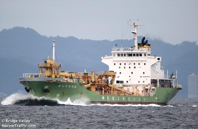 sumise maru no.8 (Cement Carrier) - IMO 9209594, MMSI 431401788, Call Sign JK5581 under the flag of Japan