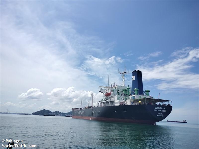 mt sepinggan (Oil Products Tanker) - IMO 8103432, MMSI 525008025, Call Sign YDXT under the flag of Indonesia