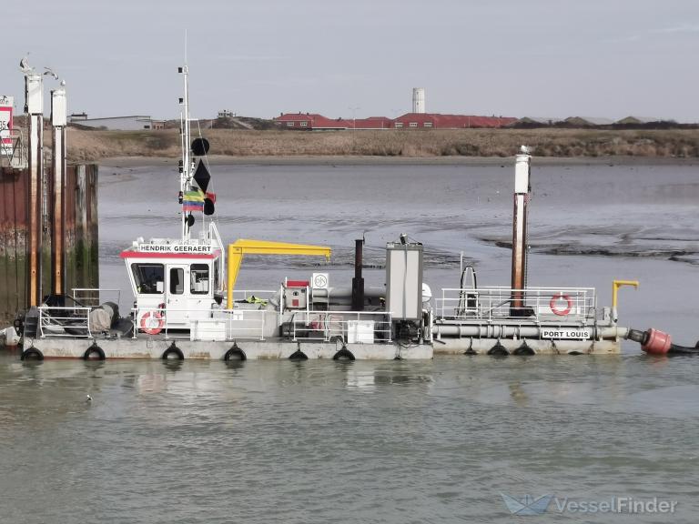 hendrik geeraert (Dredging or UW ops) - IMO , MMSI 645281000, Call Sign 3BQM under the flag of Mauritius