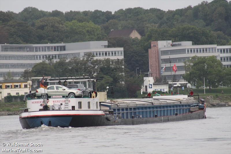 walhalla (Cargo ship) - IMO , MMSI 211183280, Call Sign DC2228 under the flag of Germany