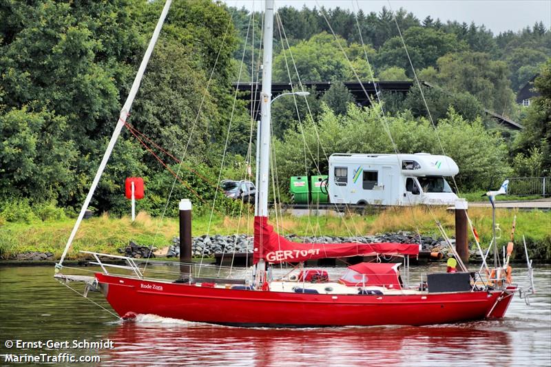 rode zora v. amsterd (Sailing vessel) - IMO , MMSI 211658760, Call Sign DIPU2 under the flag of Germany