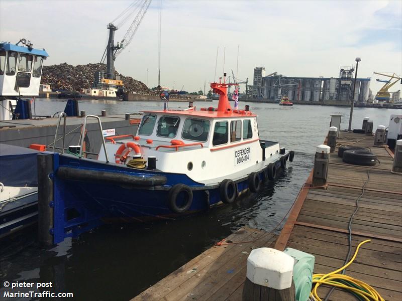 the boss (Dredging or UW ops) - IMO , MMSI 244090441, Call Sign PD8661 under the flag of Netherlands