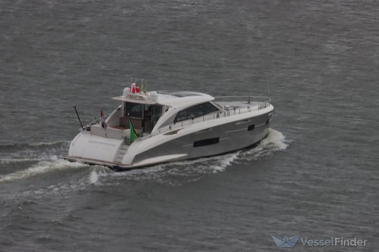 moving pages (Pleasure craft) - IMO , MMSI 244129583 under the flag of Netherlands