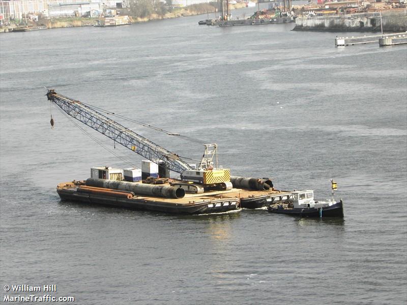 maurits (Dredging or UW ops) - IMO , MMSI 244260011, Call Sign PC2369 under the flag of Netherlands