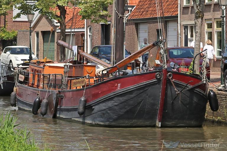 den onthaestingh (Passenger ship) - IMO , MMSI 244670737, Call Sign PD3042 under the flag of Netherlands