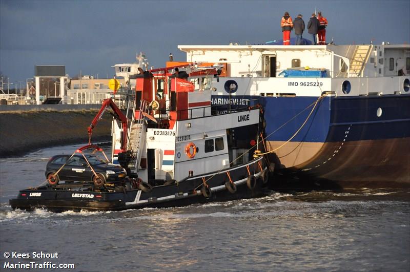 coby (Dredging or UW ops) - IMO , MMSI 244850180, Call Sign PA3015 under the flag of Netherlands