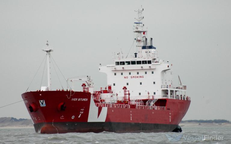 iver bitumen (Bitumen Tanker) - IMO 9438949, MMSI 247318400, Call Sign ICOJ under the flag of Italy