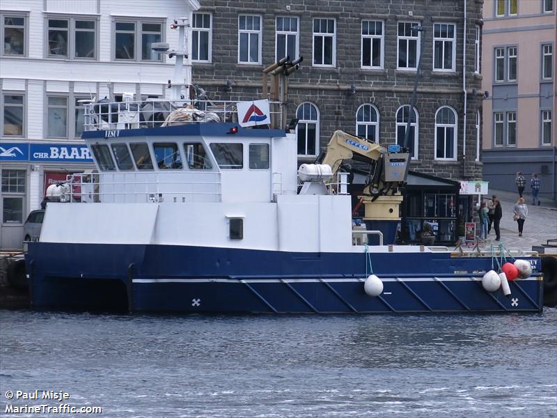 vesuv (Towing vessel) - IMO , MMSI 257201800, Call Sign LG6777 under the flag of Norway