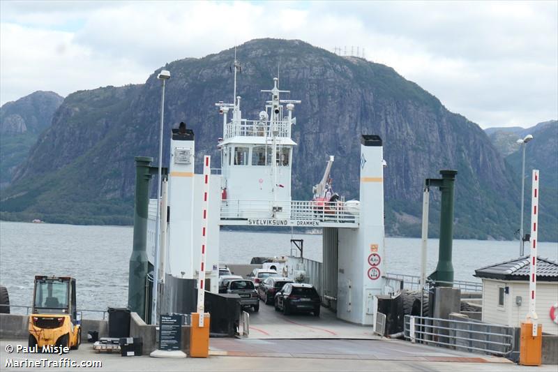 svelviksund (Passenger/Ro-Ro Cargo Ship) - IMO 7719935, MMSI 257392400, Call Sign LHKT under the flag of Norway
