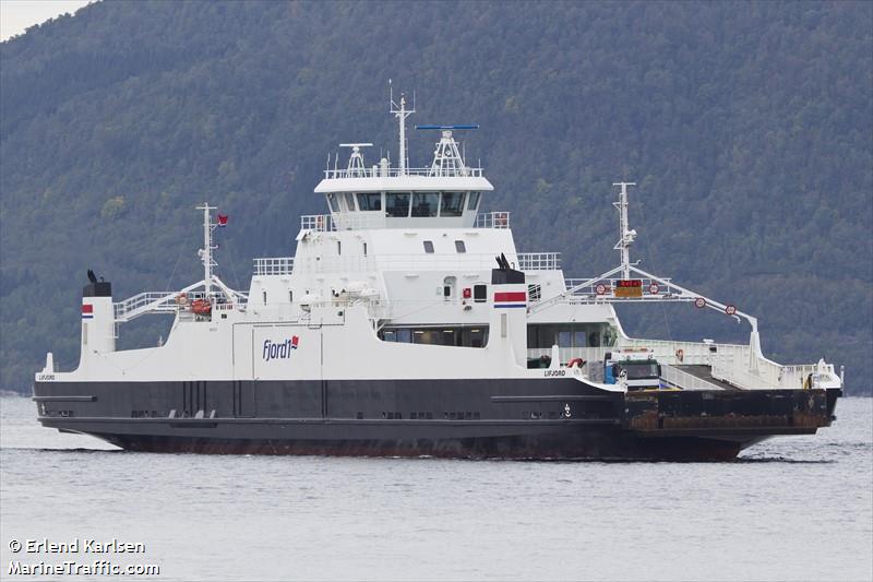 lifjord (Passenger/Ro-Ro Cargo Ship) - IMO 9521710, MMSI 257518000, Call Sign LEKU under the flag of Norway