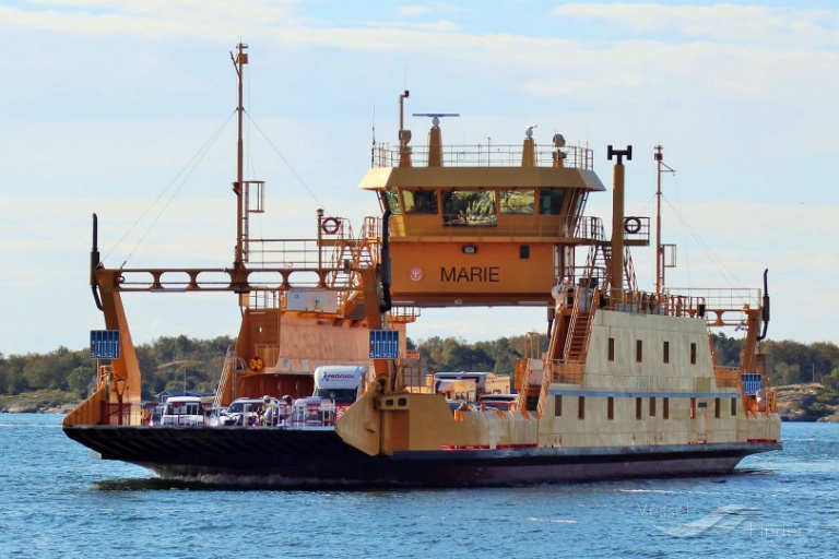 marie (Passenger/Ro-Ro Cargo Ship) - IMO 8612055, MMSI 265522240, Call Sign SFHZ under the flag of Sweden