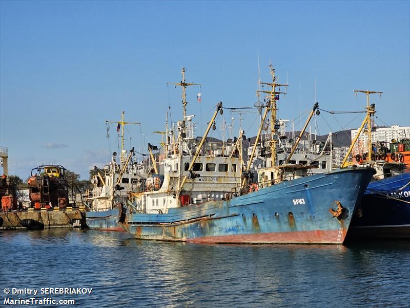 briz (Fishing vessel) - IMO , MMSI 273330120 under the flag of Russia