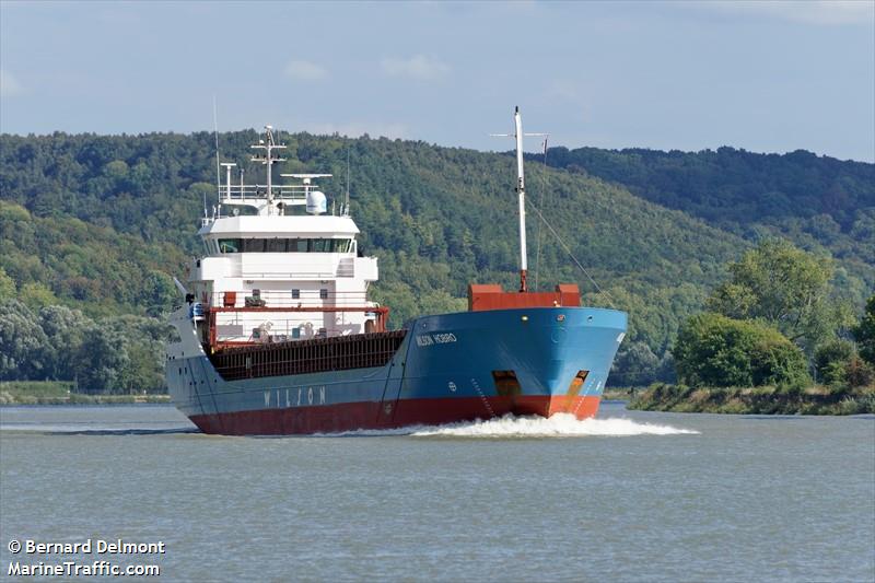 wilson hobro (General Cargo Ship) - IMO 9229128, MMSI 314456000, Call Sign 8PAO8 under the flag of Barbados