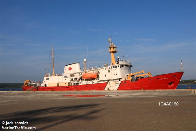 hudson (Icebreaker) - IMO 5405279, MMSI 316024000, Call Sign CGDG under the flag of Canada