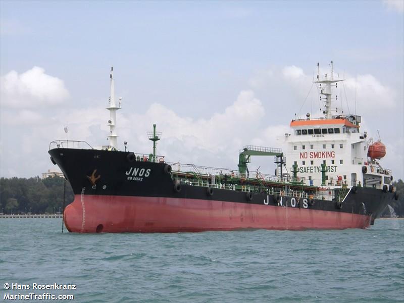 new navigator 3 (Oil Products Tanker) - IMO 9550591, MMSI 563744000, Call Sign 9V8316 under the flag of Singapore
