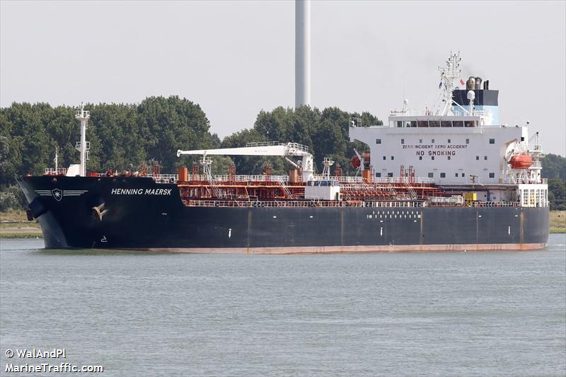 henning maersk (Chemical/Oil Products Tanker) - IMO 9389526, MMSI 219277000, Call Sign OYRV2 under the flag of Denmark