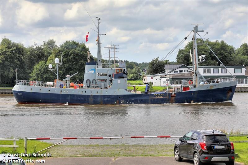 soeloeven (Research Vessel) - IMO 8862569, MMSI 219570000, Call Sign OXQL2 under the flag of Denmark
