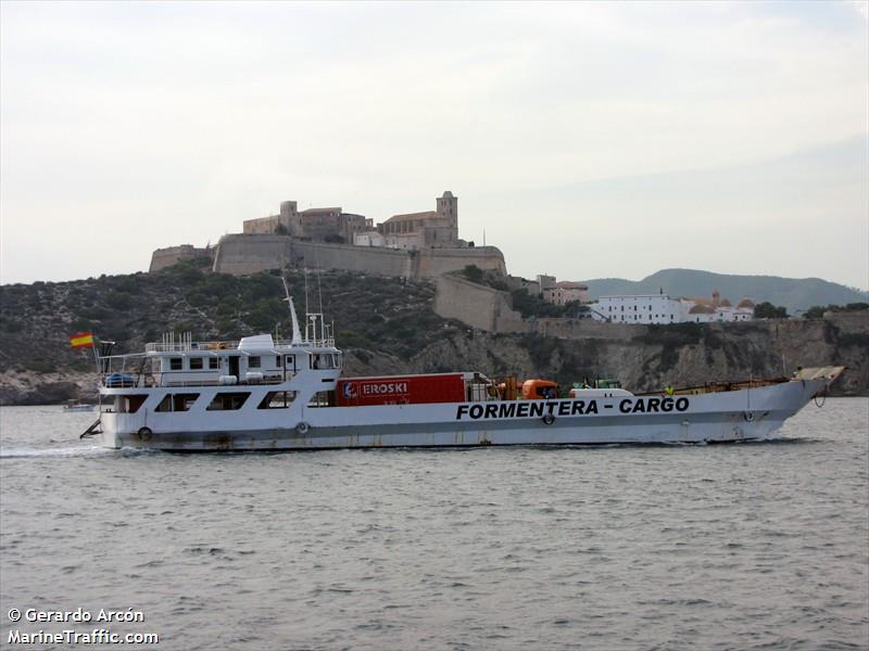 ofiusa nova (Landing Craft) - IMO 7516096, MMSI 224405560, Call Sign ECIN under the flag of Spain