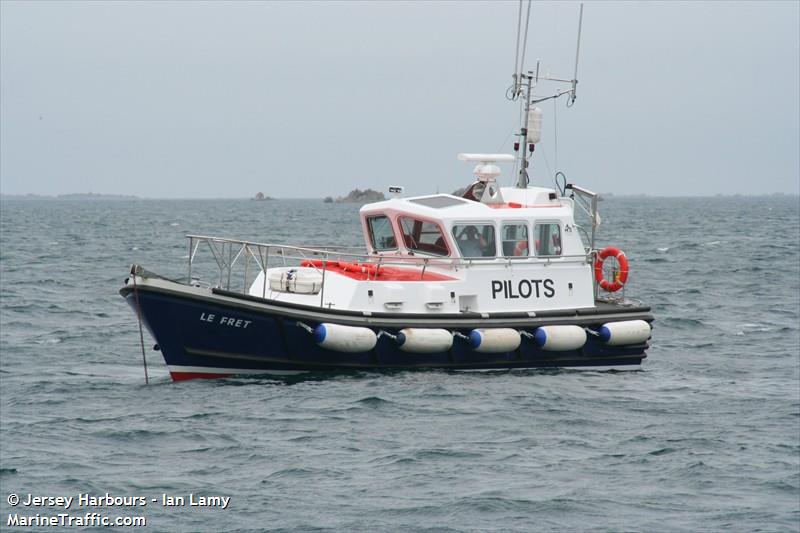 le fret (Pilot) - IMO , MMSI 232002786, Call Sign MWJG7 under the flag of United Kingdom (UK)