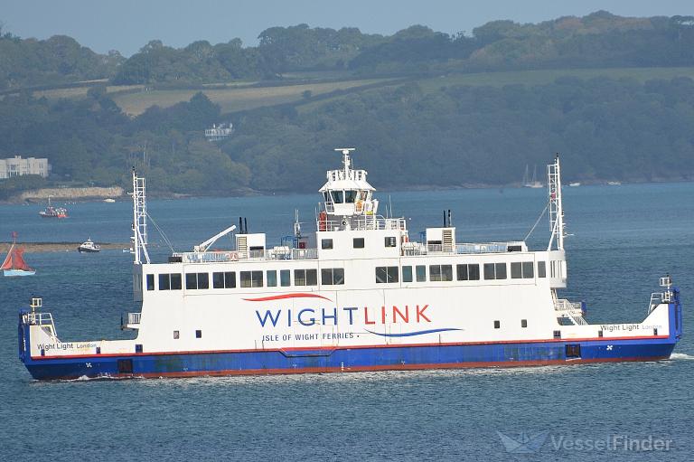 wight light (Passenger/Ro-Ro Cargo Ship) - IMO 9446972, MMSI 235064784, Call Sign 2BBX5 under the flag of United Kingdom (UK)