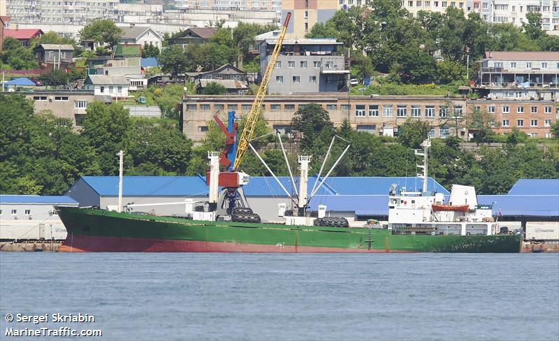 bukhta asacha (Refrigerated Cargo Ship) - IMO 8210247, MMSI 273358410, Call Sign UHJK under the flag of Russia