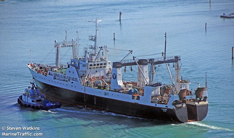 te raukura (Fish Factory Ship) - IMO 8721258, MMSI 512447000, Call Sign ZMVT under the flag of New Zealand